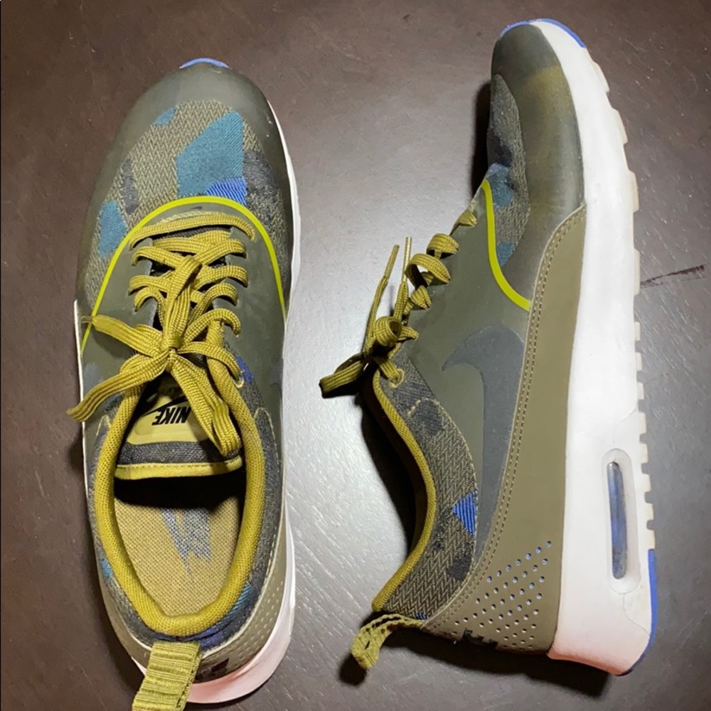 Nike shoes